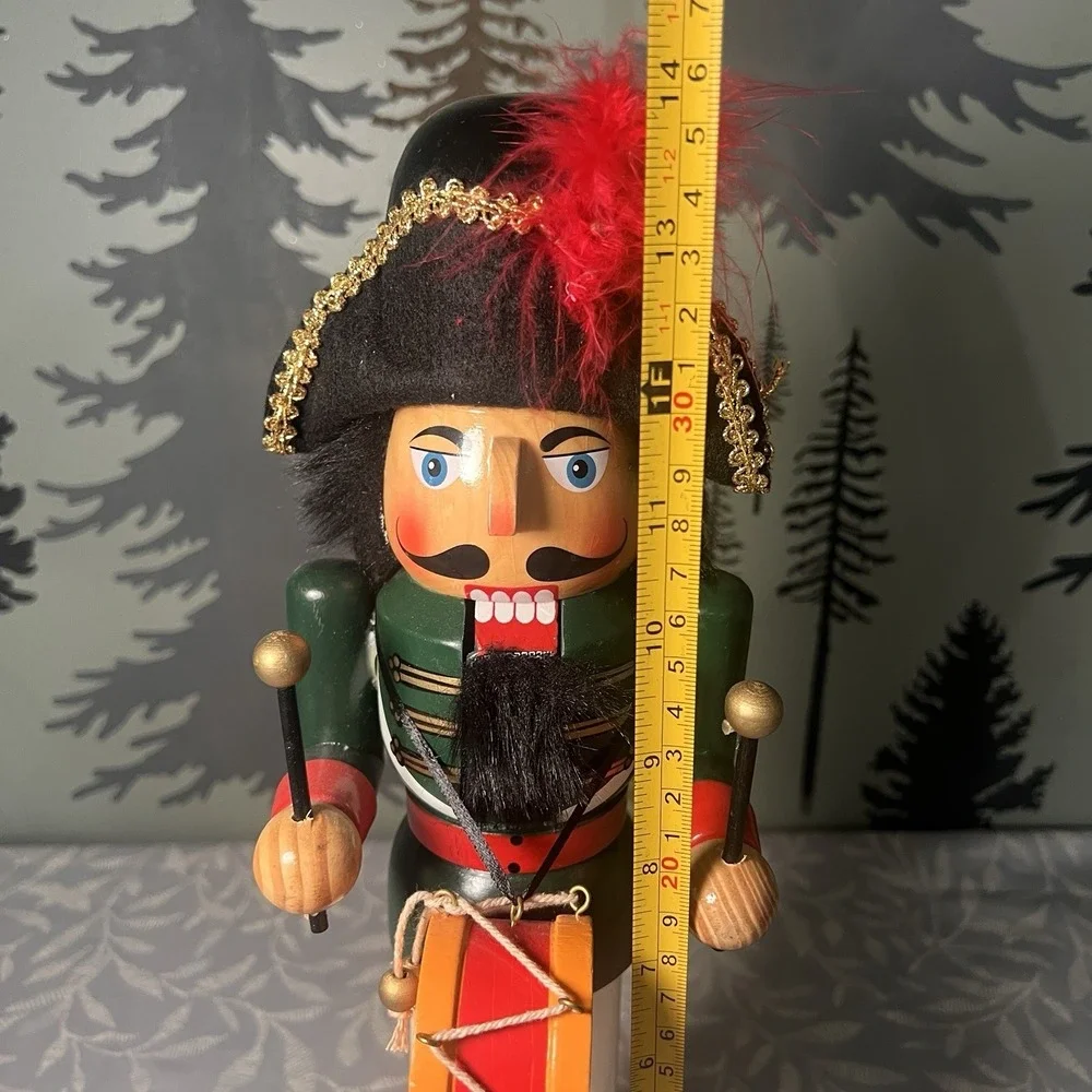2005 NEW NUTCRACKER CHRISTMAS FIGURINE Musician w/Drum Limited Edition sz-14.5" - Picture 8 of 8